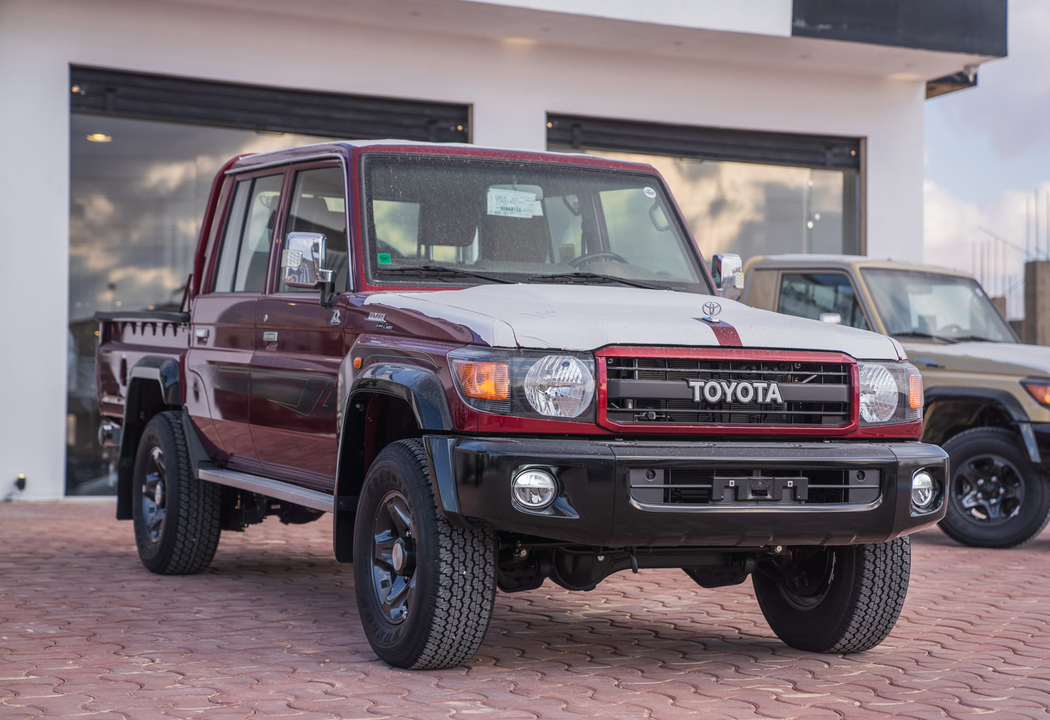 تويوتا لاندكروزر 79